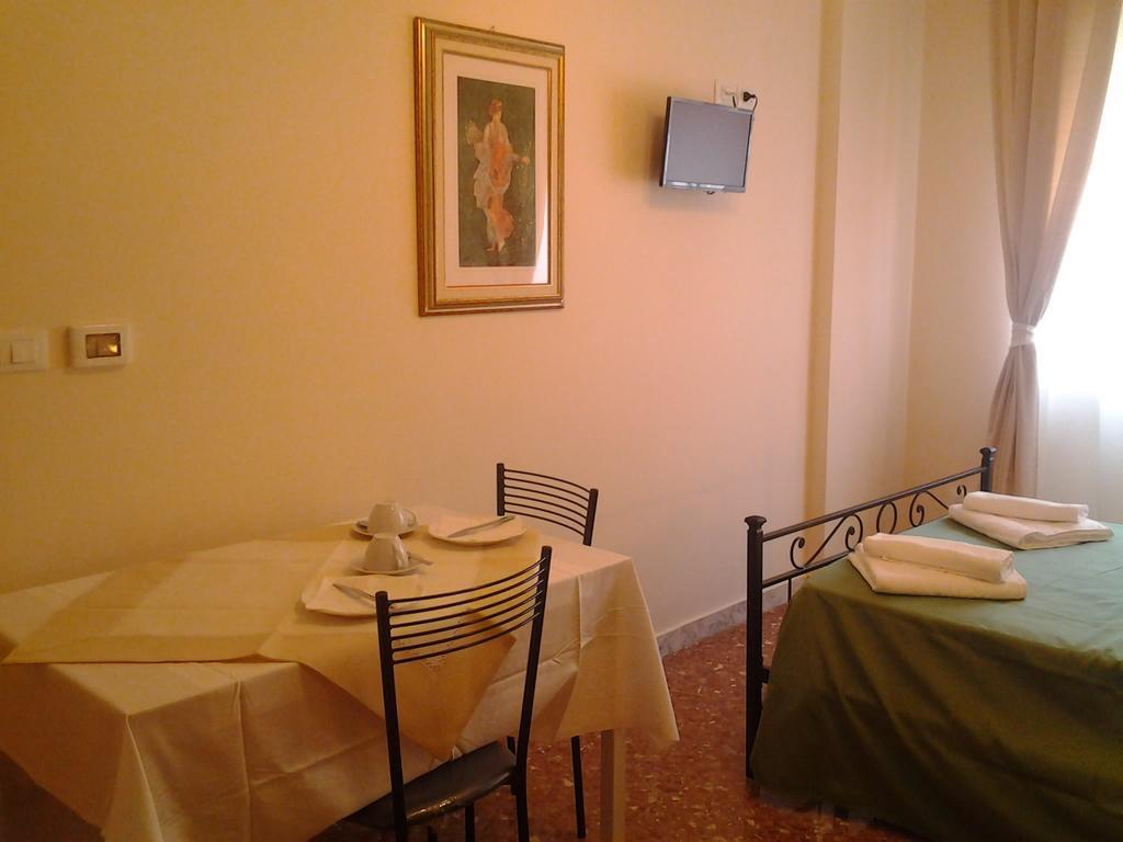 B&B Il Mito Di Roma Bilik gambar