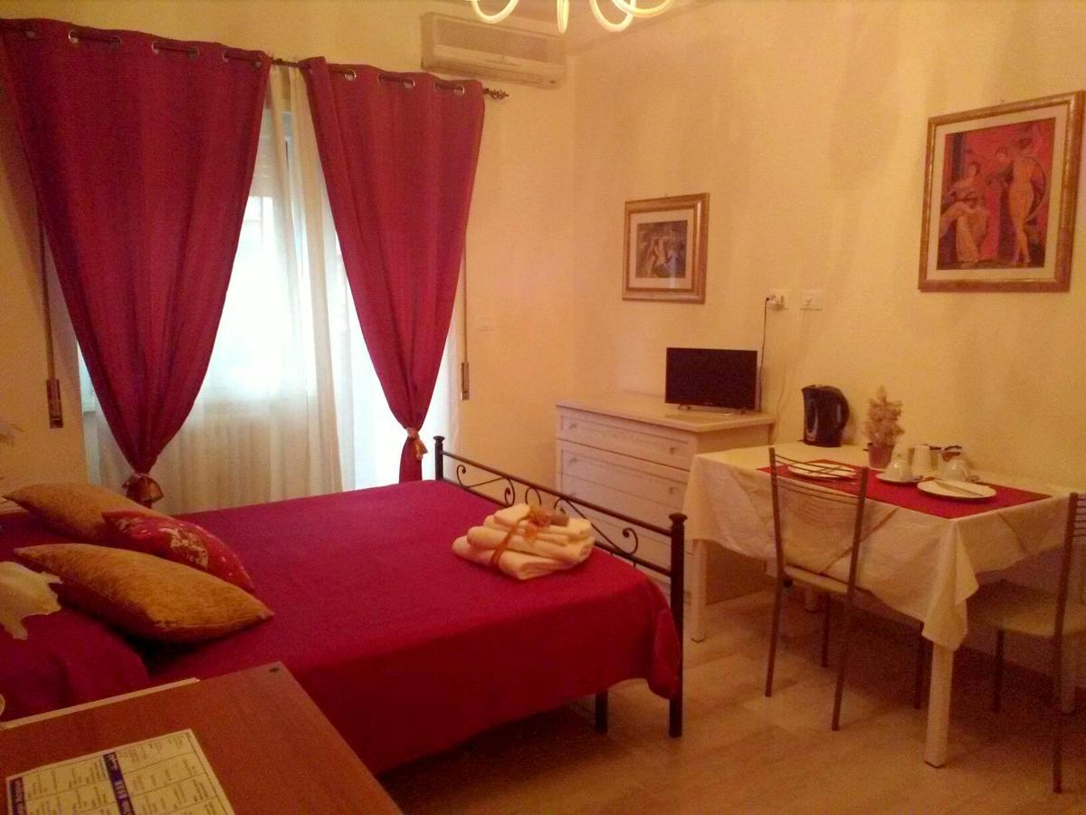 B&B Il Mito Di Roma Luaran gambar